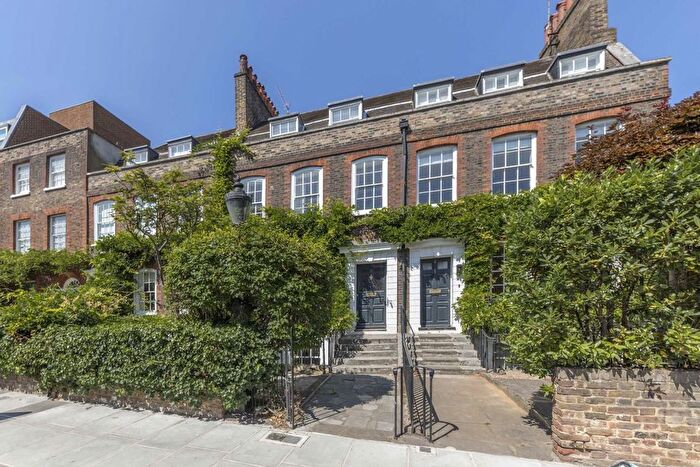 5 Bedroom Property To Rent In Parkshot, Richmond, TW9