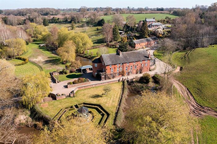 3 Bedroom Property For Sale In Mill Lane, Hankelow, CW3