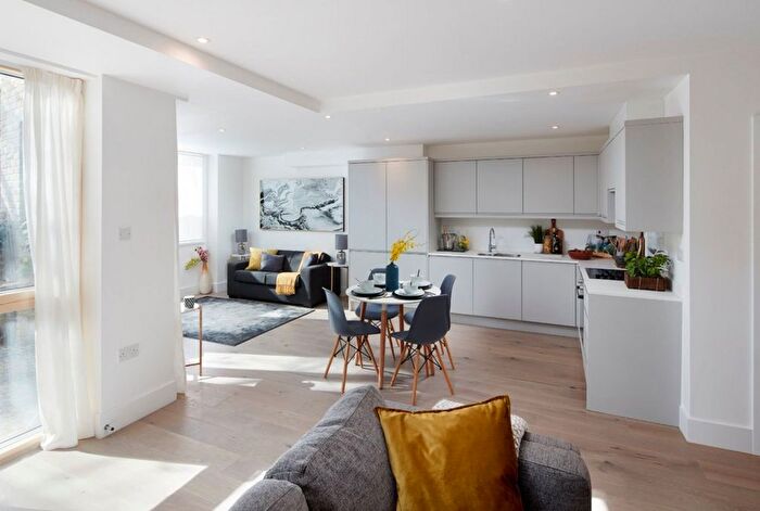 2 Bedroom Flat For Sale In Unit Twenty Two, Nine Elms, SW8