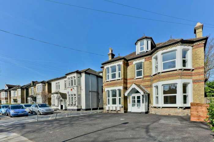 1 Bedroom Apartment To Rent In Blyth Road, Bromley, BR1