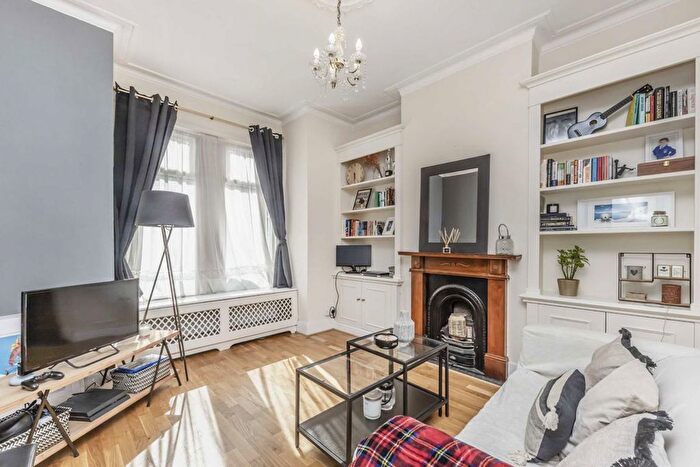 1 Bedroom Flat To Rent In St. Dunstans Road, Hammersmith, W6