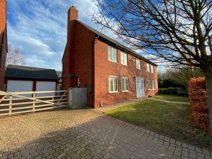 5 Bedroom Detached House To Rent In Rushbrook Road, Stratford-upon-Avon, CV37