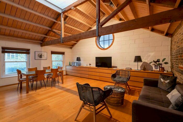 2 Bedroom Flat To Rent In Hewer Street, Ladbroke Grove, W10