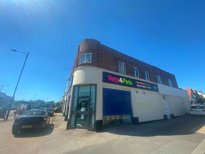 2 Bedroom Flat To Rent In London Road, Leigh. - Online Enquiries Only, SS9