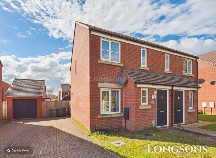 2 Bedroom Semi Detached House For Sale In Skipper Loke, Narbourgh, PE32