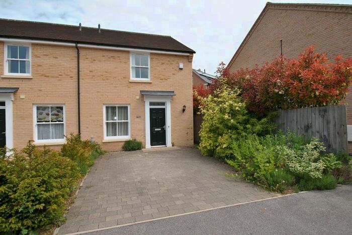 3 Bedroom End Of Terrace House To Rent In Orchard Close, Harston, Cambridge, CB22