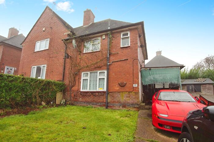 3 Bedroom Semi-Detached House For Sale In Padstow Road, Nottingham, NG5