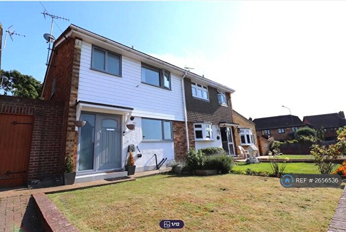 3 Bedroom Semi-Detached House To Rent In Worchester Close, Kent, DA9