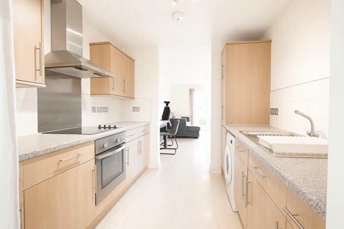 2 Bedroom Flat For Sale In Old Brewery Walk, Brackley, Northamptonshire, NN13