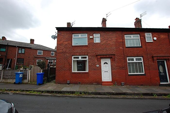 3 Bedroom End Of Terrace House To Rent In Ripon Street, Ashton-Under-Lyne, Greater Manchester, OL6