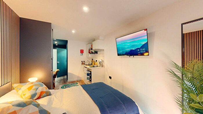 Studio To Rent In Studio, Pershore Road, Stirchley, Birmingham, B30