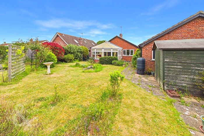 3 Bedroom Detached Bungalow For Sale In Church Road, Thurlton, Norwich, NR14