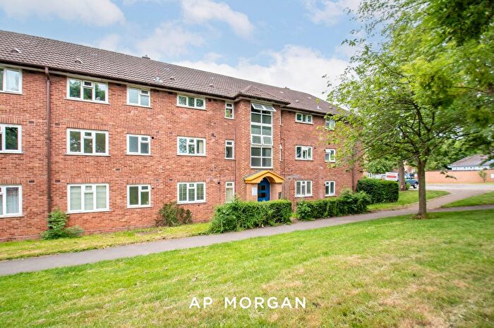 2 Bedroom Flat For Sale In Lock Close, Batchley, Redditch, B97