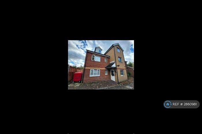 1 Bedroom Flat To Rent In Popes Meadow Court, Luton, LU2