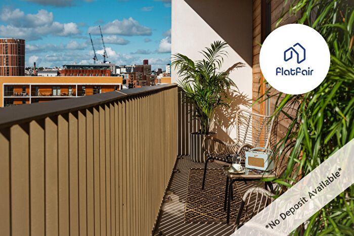 2 Bedroom Apartment To Rent In Ingram Row, Leeds, West Yorkshire, LS11