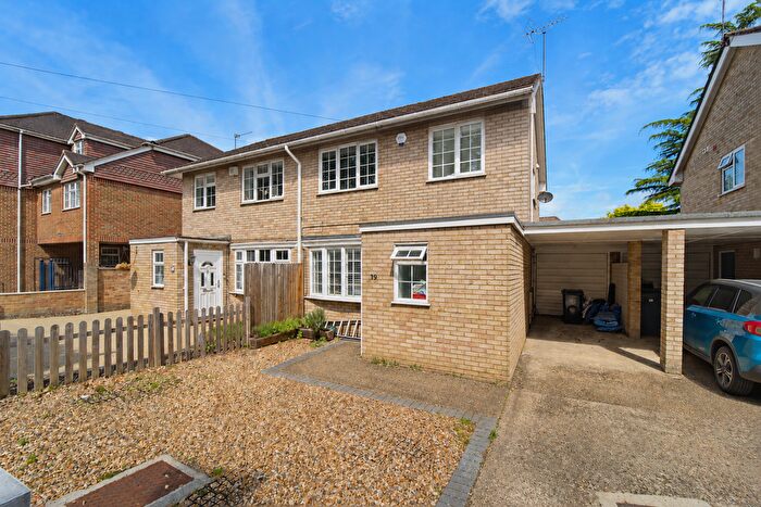 3 Bedroom Semi-Detached House For Sale In Claremont Road, West Byfleet, KT14