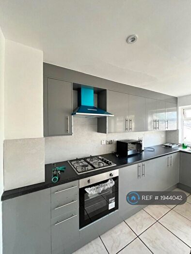 3 Bedroom Terraced House To Rent In Shirley Grove, London, N9