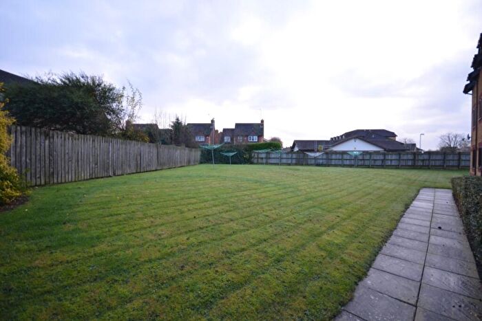 1 Bedroom Flat To Rent In Hirondelle Close, Duston, Northampton, NN5
