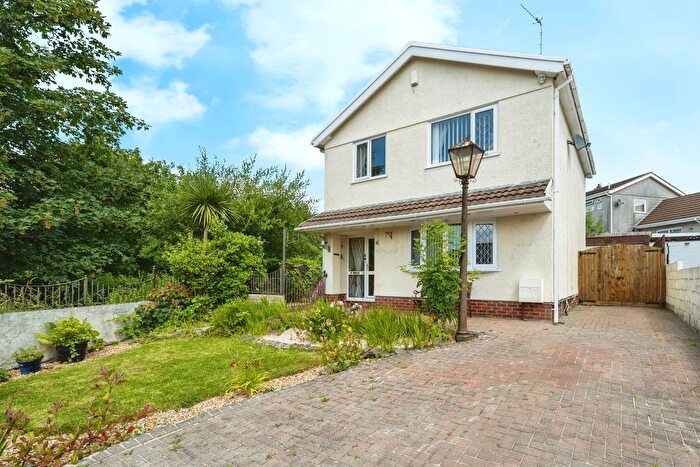 3 Bedroom Detached House For Sale In Crymlyn Road, Llansamlet, Swansea, SA7