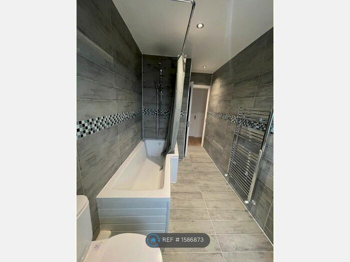 4 Bedroom Terraced House To Rent In Gainsborough Terrace, Cheam, Sutton, SM2