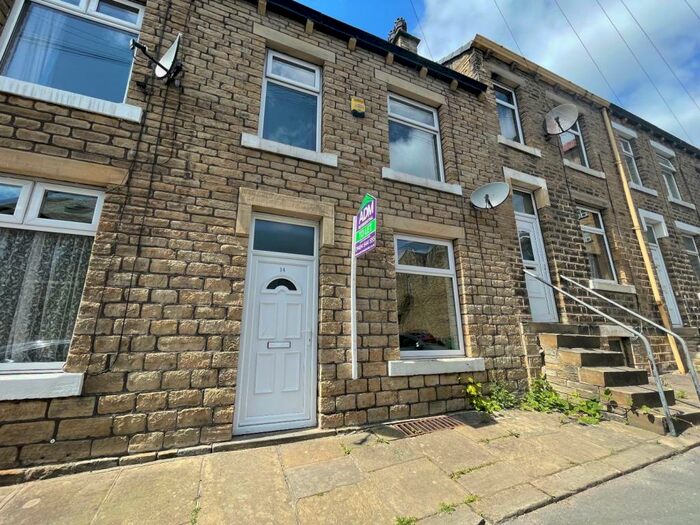 2 Bedroom Terraced House To Rent In Lipscomb Street, Milnsbridge, Huddersfield, HD3