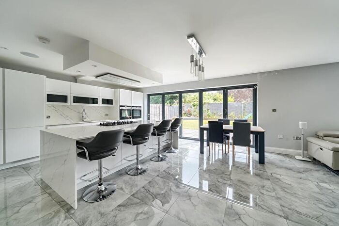 4 Bedroom Detached House For Sale In Ascot, Berkshire, SL5