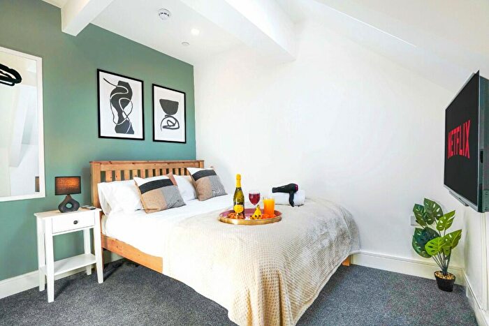 1 Bedroom Serviced Apartments To Rent In Well Street, Buckingham, Buckinghamshire, MK18