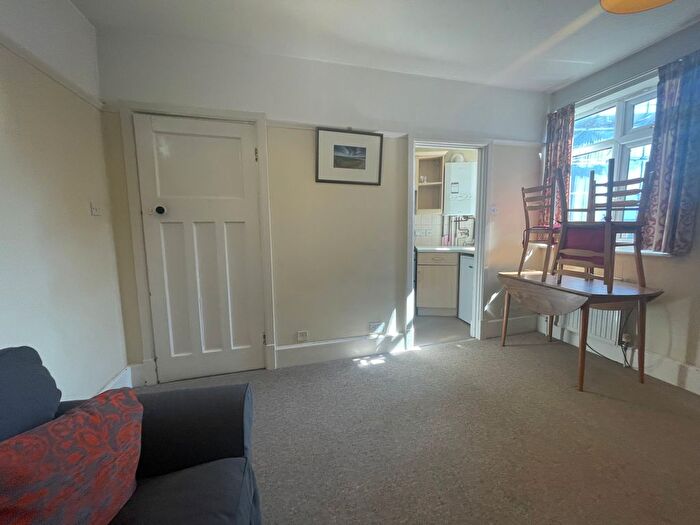 2 Bedroom Flat To Rent In Chesterton Road, Cambridge, CB4