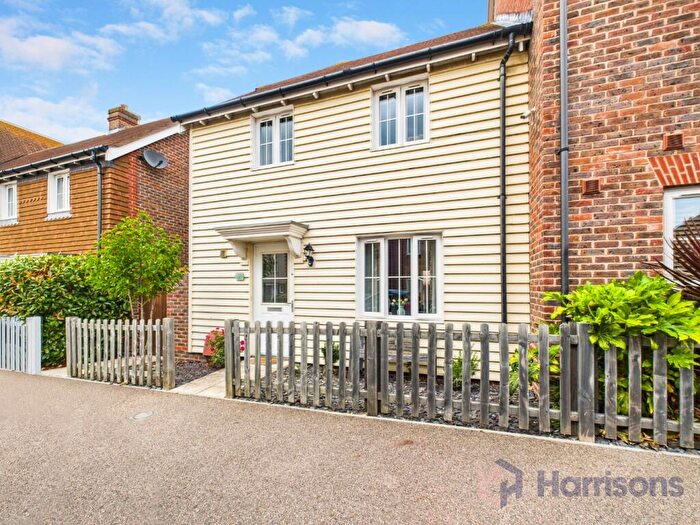 3 Bedroom End Of Terrace House For Sale In Holly Blue Drive, Sittingbourne, ME9