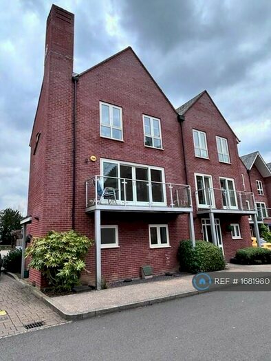 4 Bedroom Semi-Detached House To Rent In Rotherfield Road, Cholsey, Wallingford, OX10
