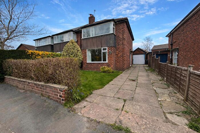 3 Bedroom Semi Detached House For Sale In Cumber Lane, Wilmslow, SK9