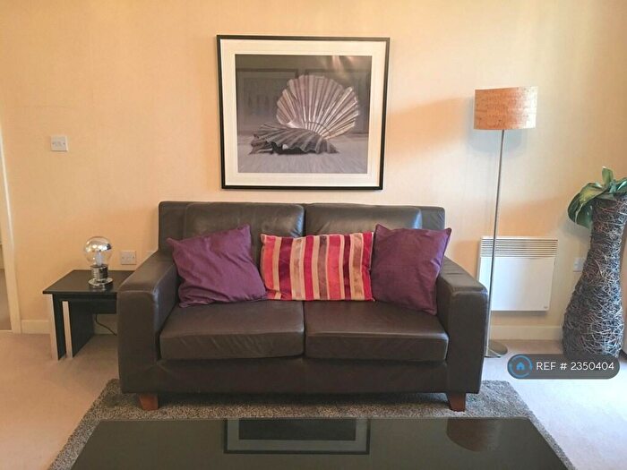 1 Bedroom Flat To Rent In Warren Close, Cambridge, CB2