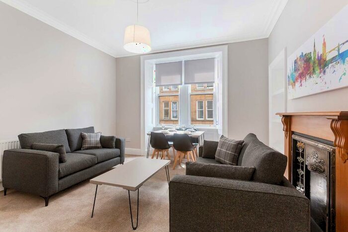 3 Bedroom Flat To Rent In Buccleuch Terrace, Newington, Edinburgh, EH8