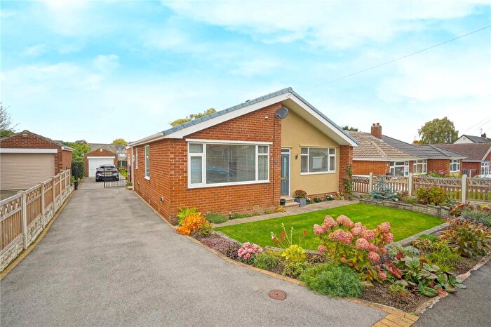 3 Bedroom Bungalow For Sale In Tanfield Way, Wickersley, Rotherham, South Yorkshire, S66