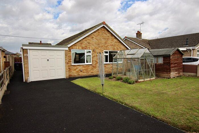 2 Bedroom Bungalow For Sale In Londesborough Way, Metheringham, Lincoln, LN4