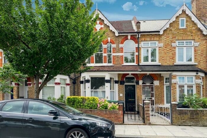 1 Bedroom Flat To Rent In Umfreville Road, Harringay, London, N4