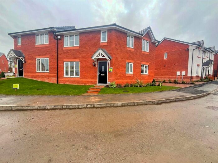 3 Bedroom Semi-Detached House To Rent In Dere Close, Two Gates, Tamworth, Staffordshire, B77