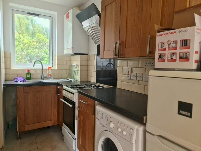 Studio To Rent In Oakleigh Road North, Whetstone, N20