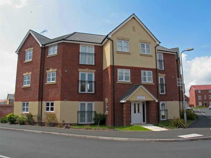 2 Bedroom Apartment To Rent In Claypitts Boulevard, Chase Meadow, Warwick, CV34