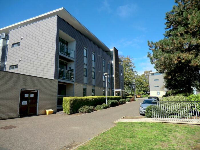 1 Bedroom Flat To Rent In Newsom Place, St Albans AL1