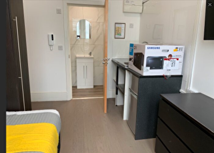 Studio To Rent In Woolwich Road, Charlton Woolwich, SE7