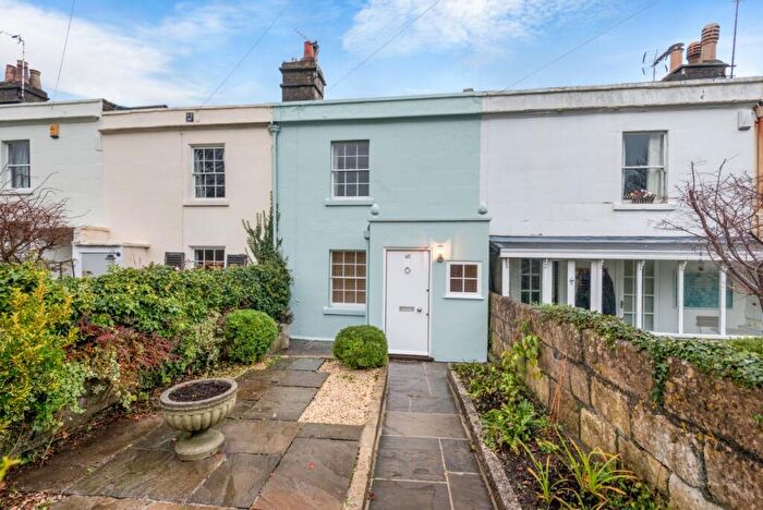 2 Bedroom Cottage To Rent In Richmond Place Bath, BA1