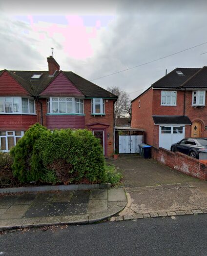 3 Bedroom Semi-Detached House To Rent In Alington Crescent, Colindale, NW9