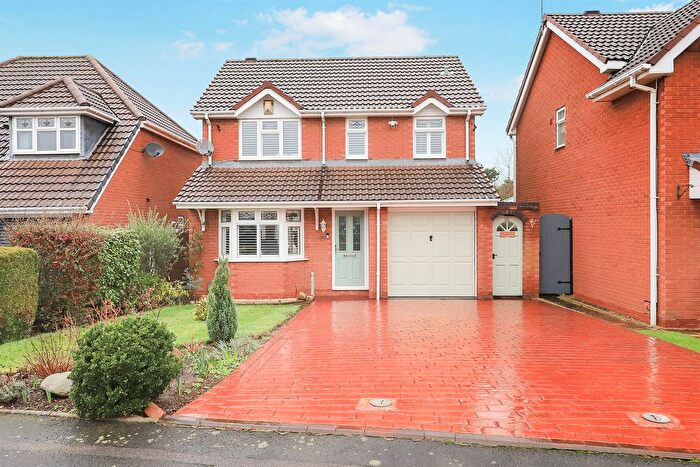 3 Bedroom Detached House For Sale In Honeysuckle Drive, Featherstone, Wolverhampton, WV10