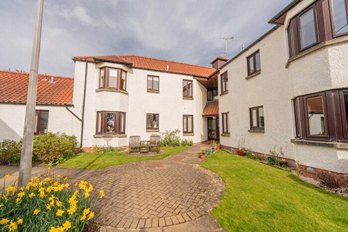 1 Bedroom Flat To Rent In Hilton Court, Haddington, East Lothian, EH41