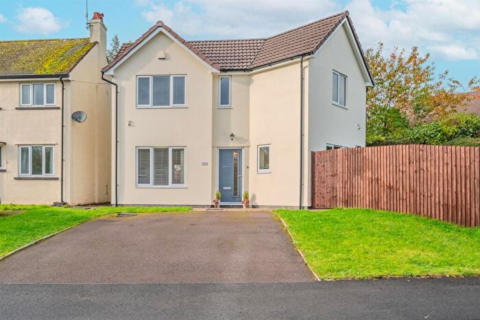 3 Bedroom Detached House For Sale In Ladyhill Close, Usk, NP15