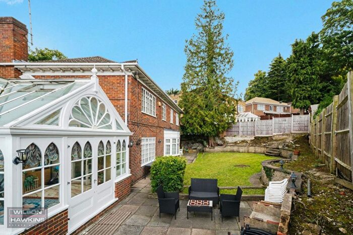 5 Bedroom Property For Sale In Georgian Way, Harrow, HA1
