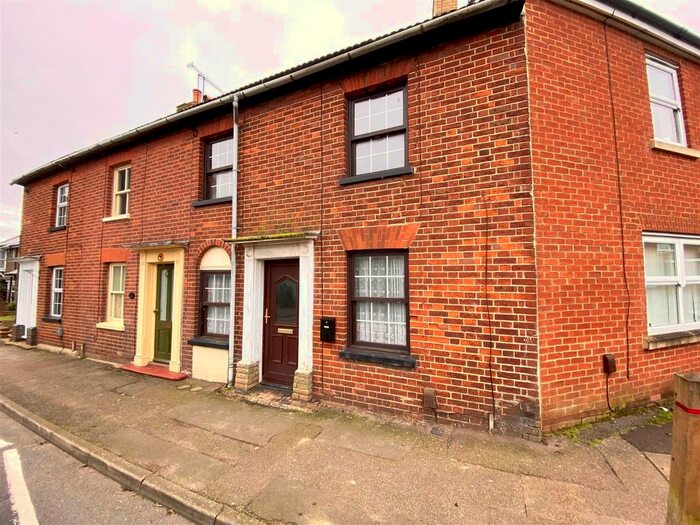 2 Bedroom End Of Terrace House To Rent In Leighton Road, Toddington, Dunstable, LU5