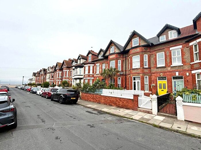 2 Bedroom Apartment To Rent In Shrewsbury Road, West Kirby, Wirral, Merseyside, CH48