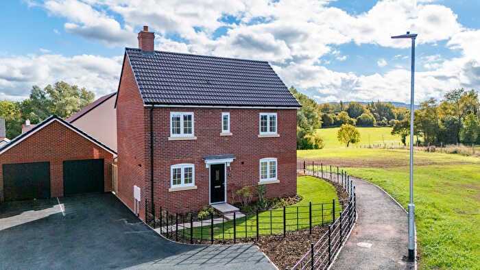 3 Bedroom Detached House For Sale In The Millhayes, Killams Park, TA1